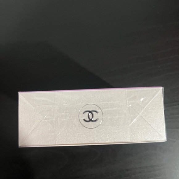 Chanel CHANCE Eau Tendre Eau De Toilette | 3.4 oz/100 ml - Picture 2 of 5
